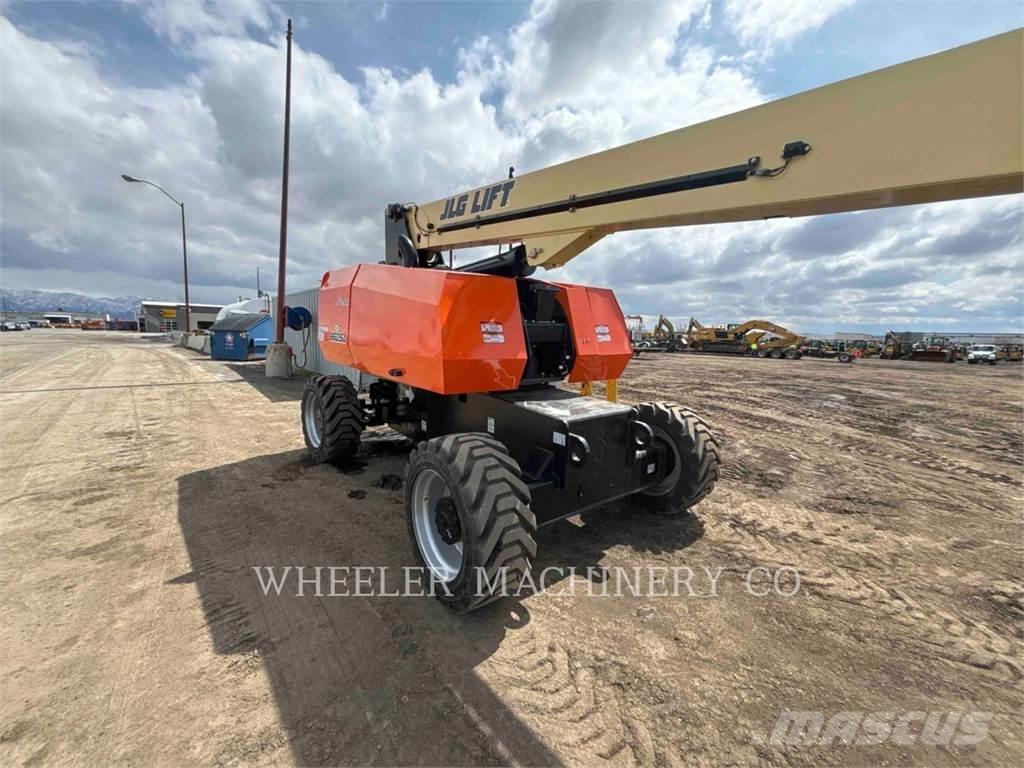 JLG 860SJ SP Gelenkteleskoparbeitsbühnen
