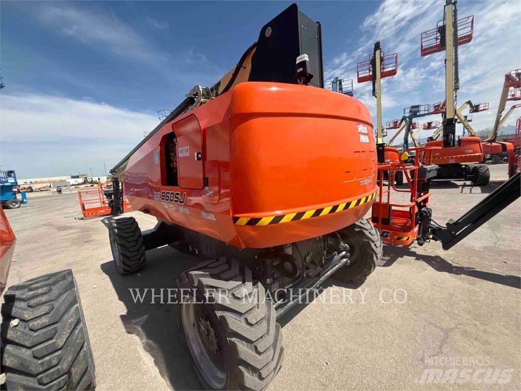 JLG 860SJ SP Gelenkteleskoparbeitsbühnen