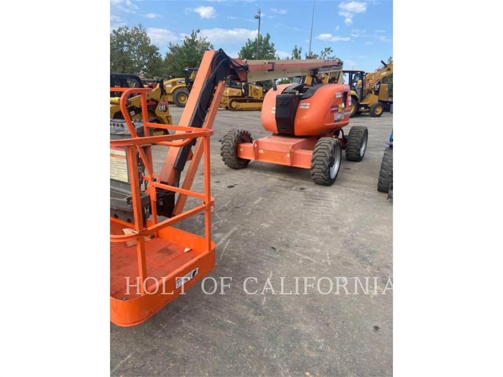 JLG BOOM Z60 Gelenkteleskoparbeitsbühnen