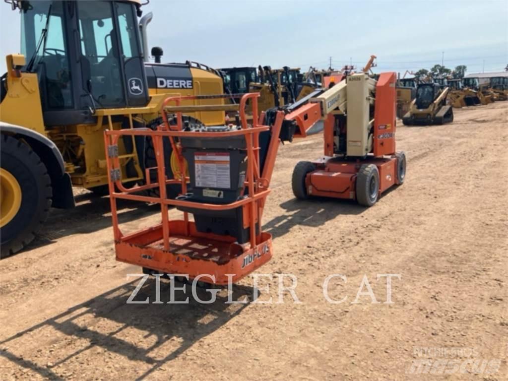 JLG E300AJP Gelenkteleskoparbeitsbühnen