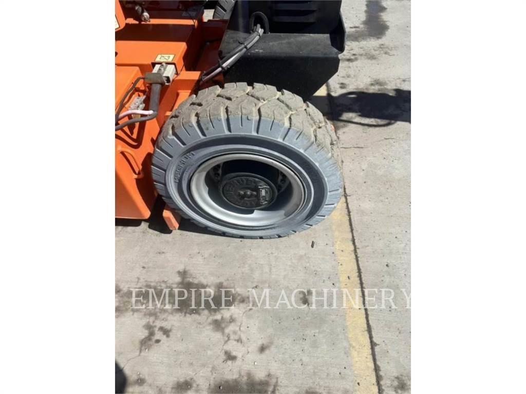 JLG E300AJP Gelenkteleskoparbeitsbühnen