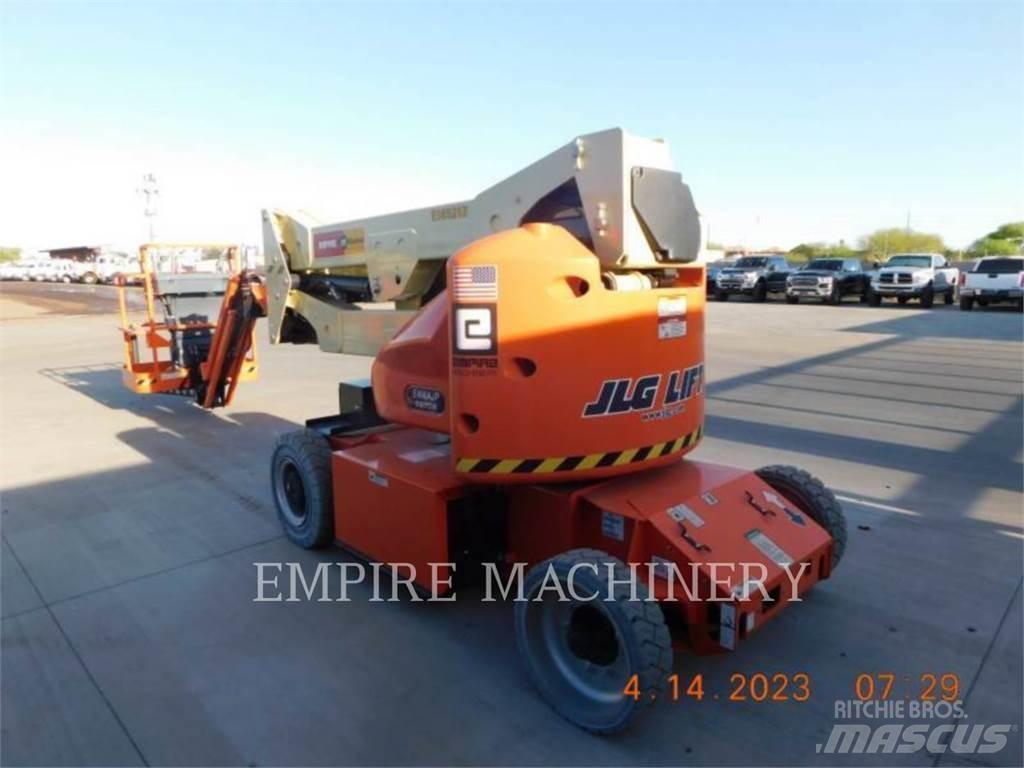 JLG E400AJPN Gelenkteleskoparbeitsbühnen