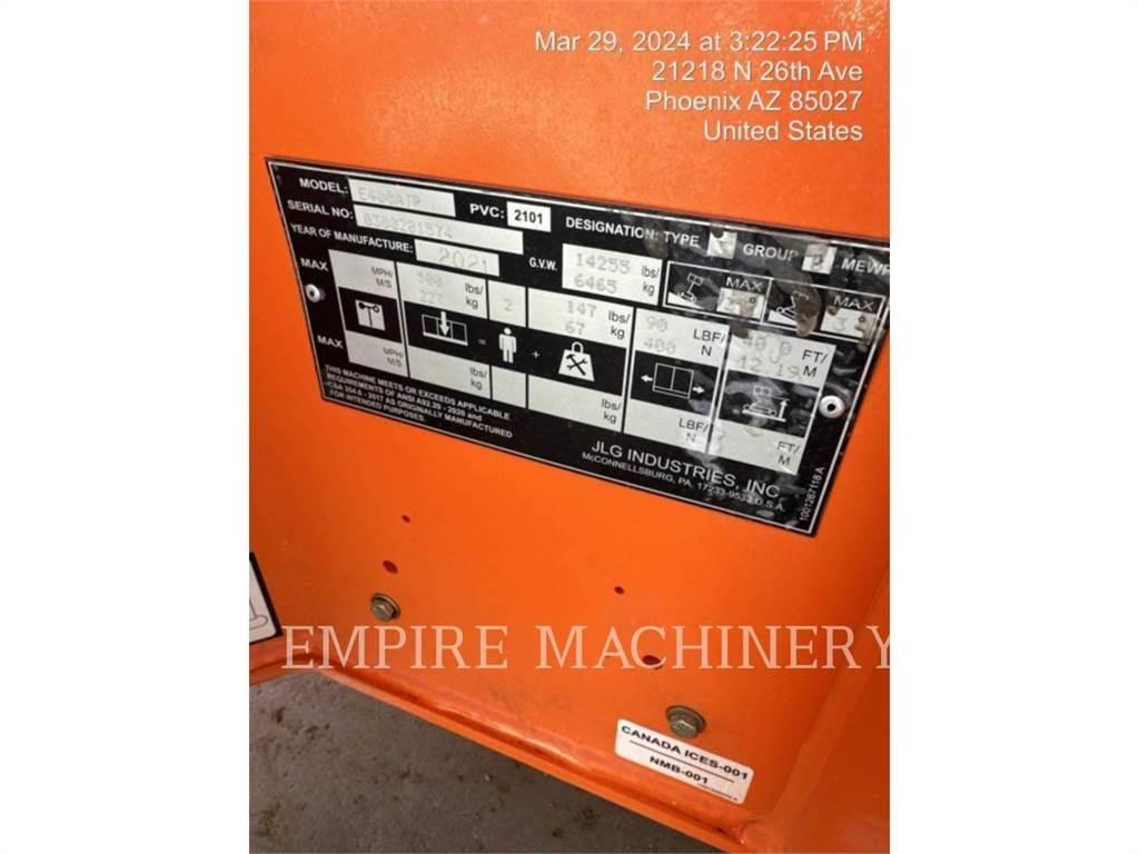 JLG E400AJPN Gelenkteleskoparbeitsbühnen