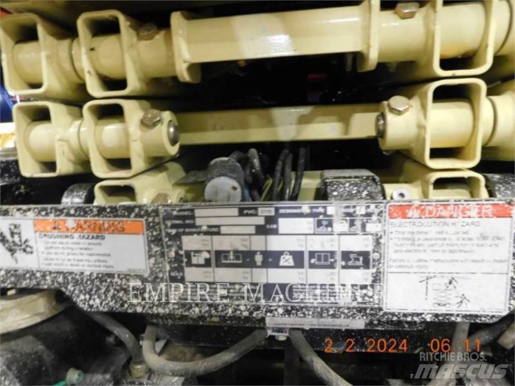 JLG ES1330L Gelenkteleskoparbeitsbühnen