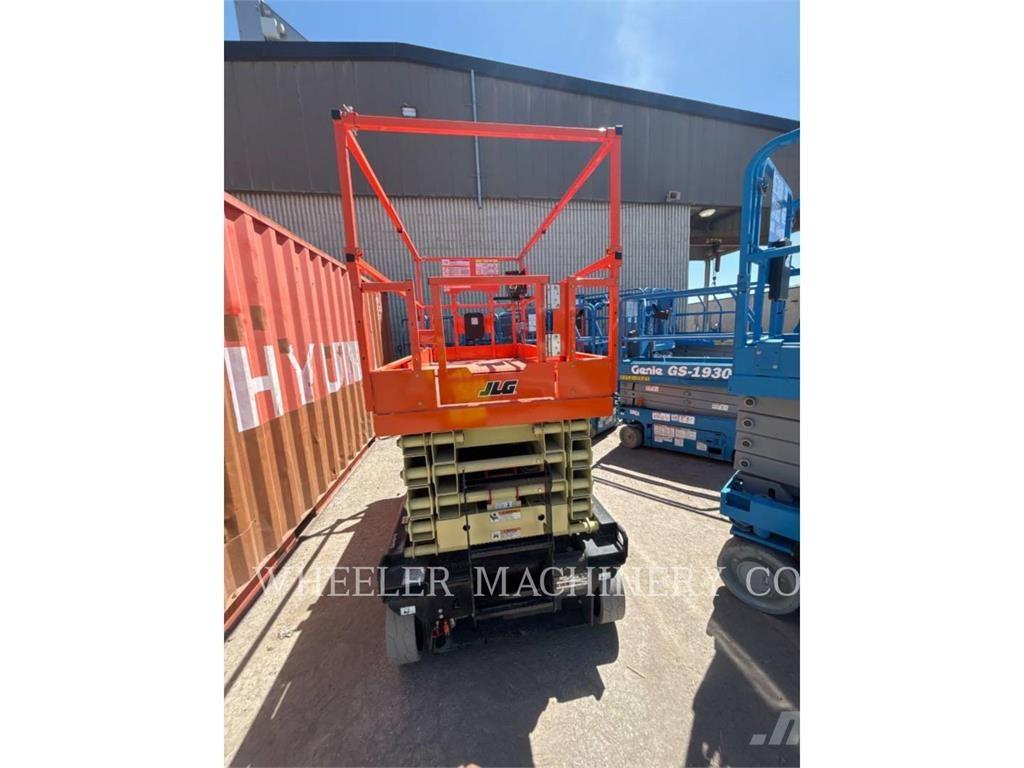 JLG ES3246 Scheren-Arbeitsbühnen