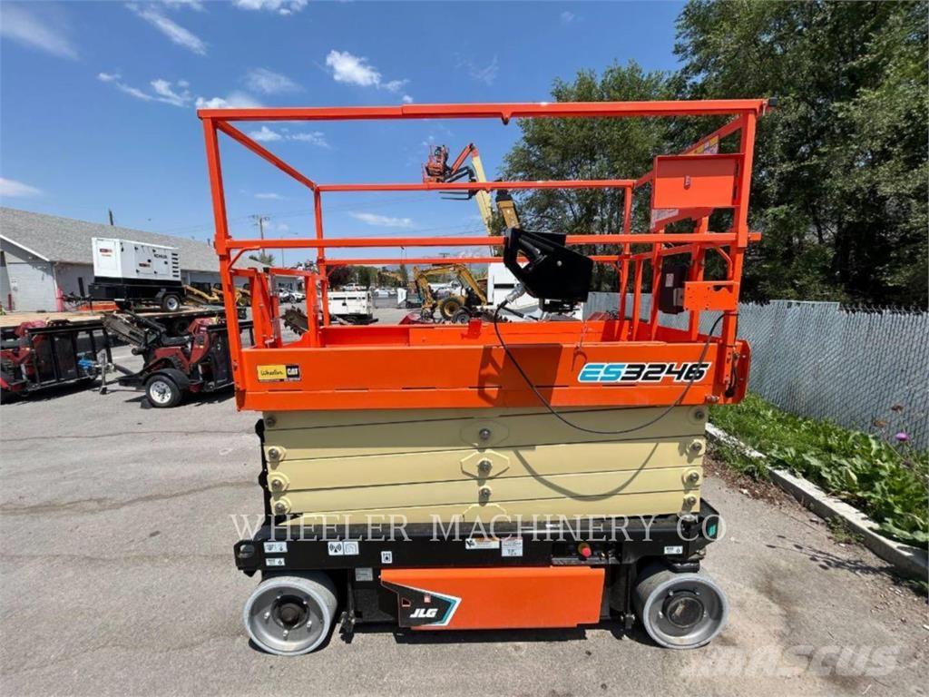 JLG ES3246 Scheren-Arbeitsbühnen