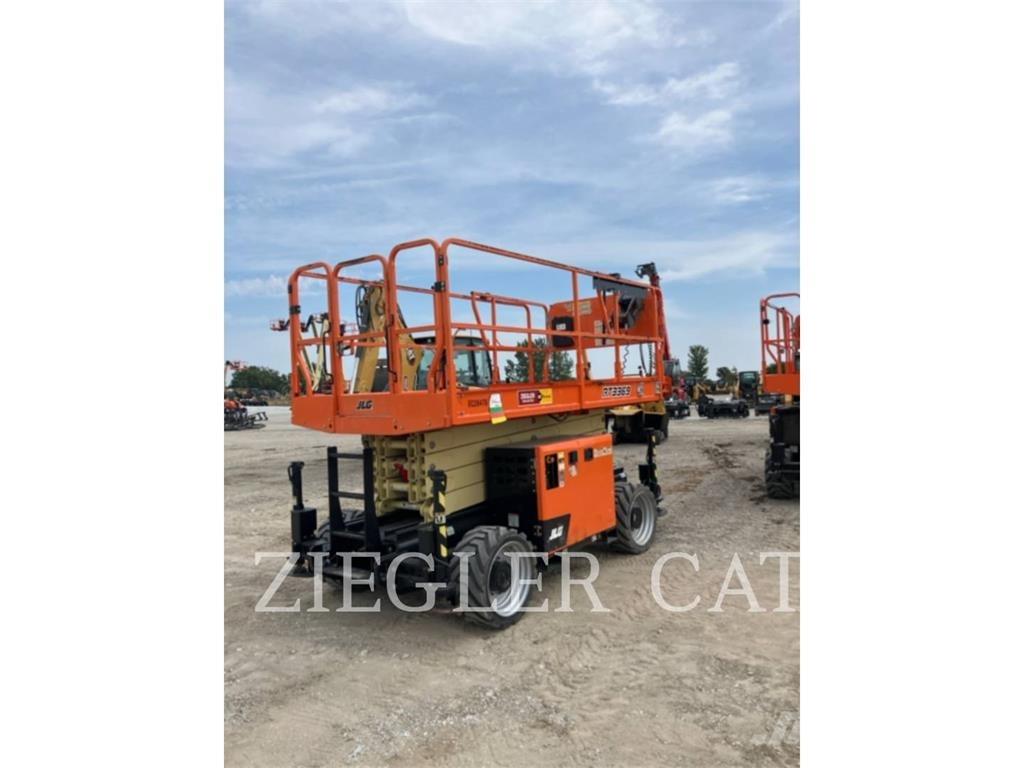 JLG RT3369 Scheren-Arbeitsbühnen