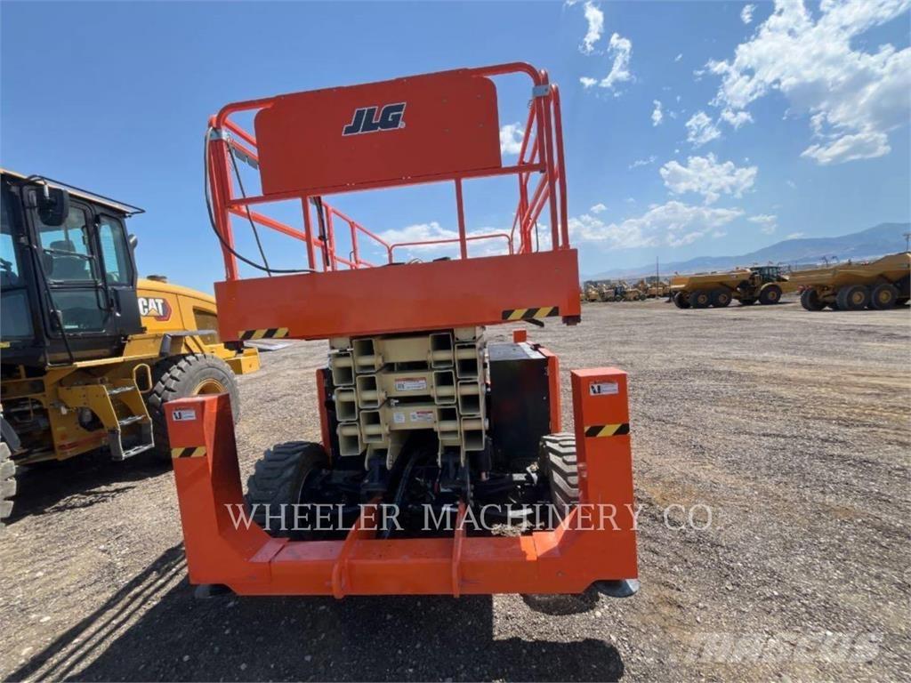 JLG RT4394 Scheren-Arbeitsbühnen