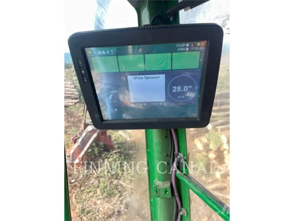 John Deere 2154G Forstbagger