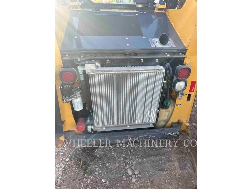 John Deere 318G Kompaktlader
