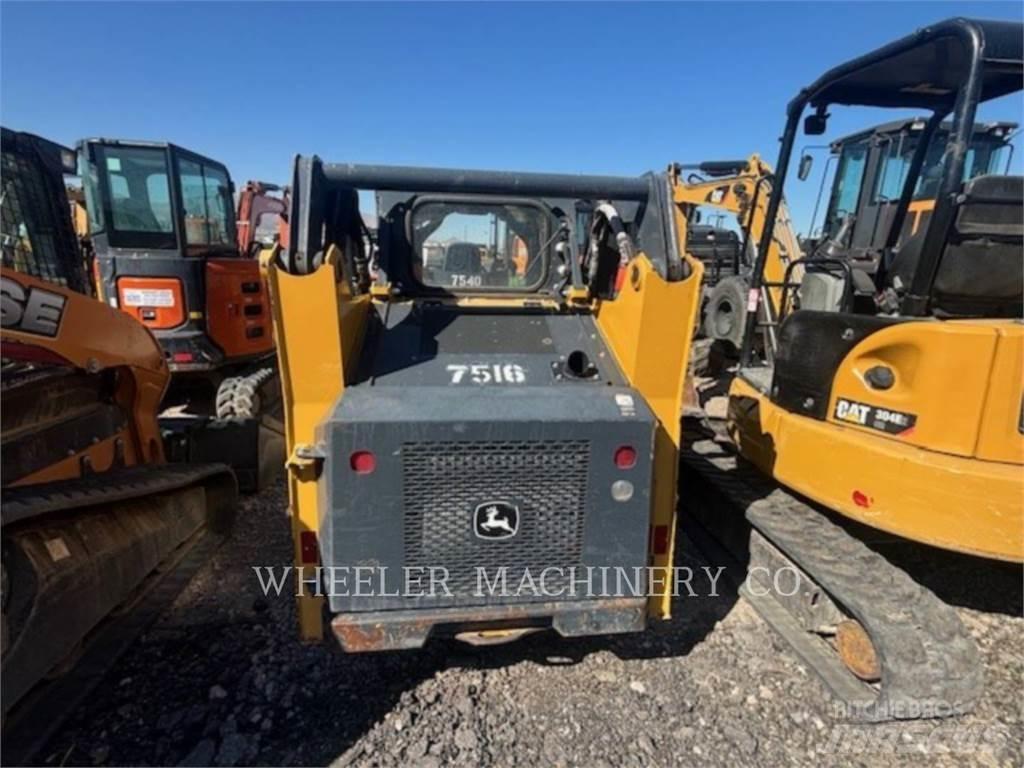 John Deere 318G SSL Kompaktlader