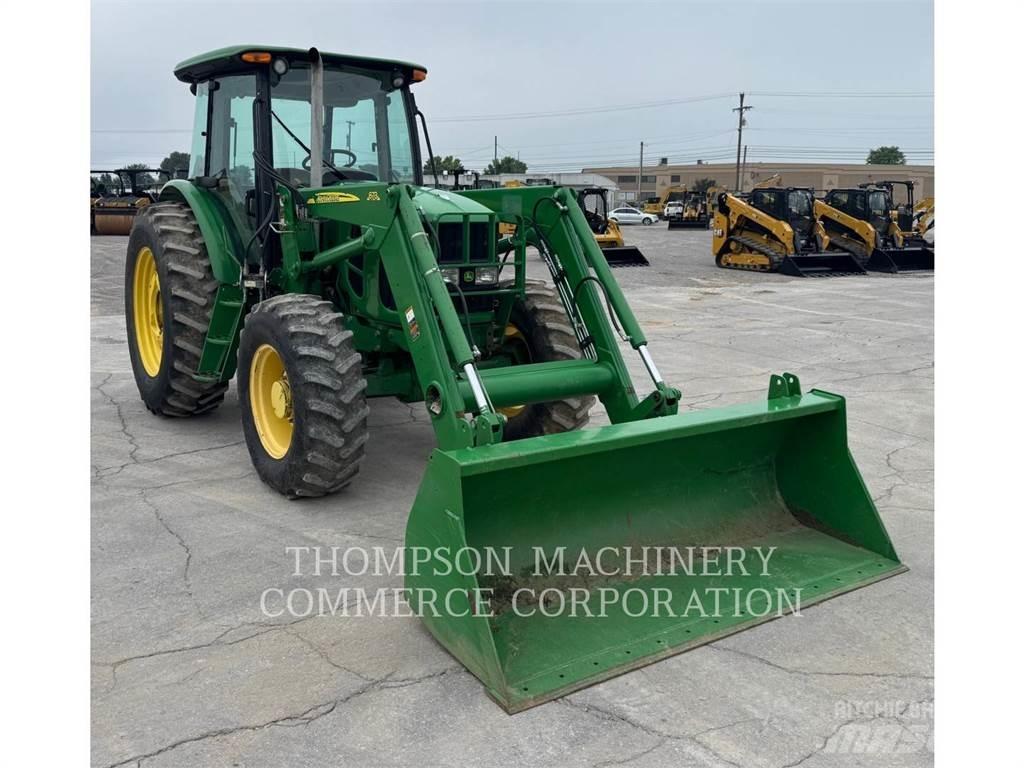 John Deere 6115D Traktoren