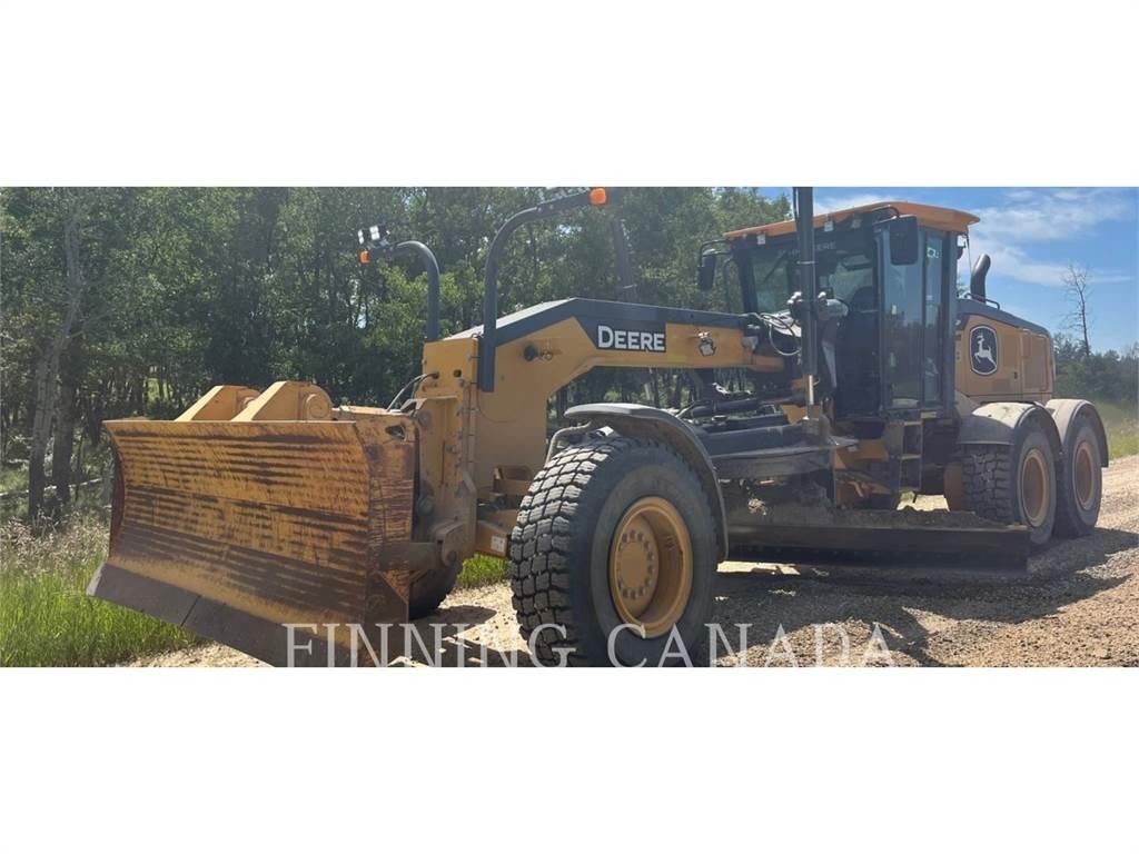 John Deere 772G Grader