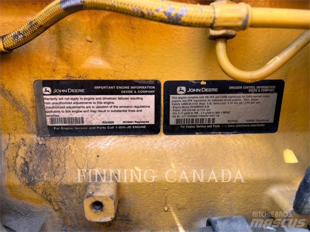 John Deere 772GP Grader