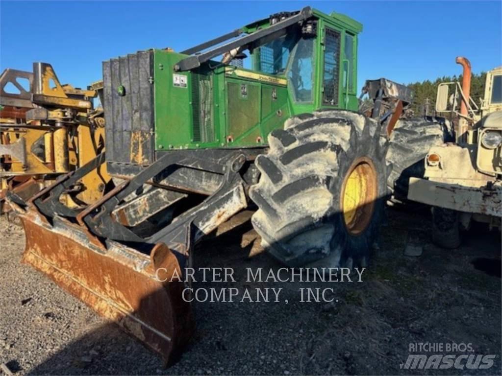 John Deere 848H Stammholzschlepper