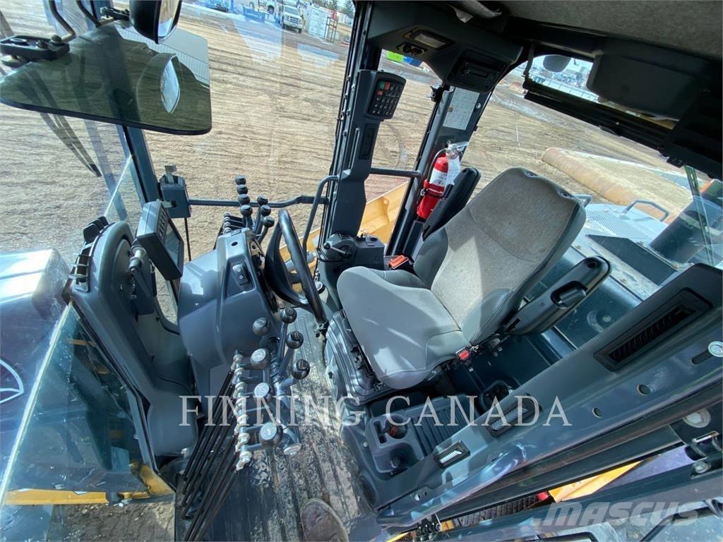 John Deere 870G Grader