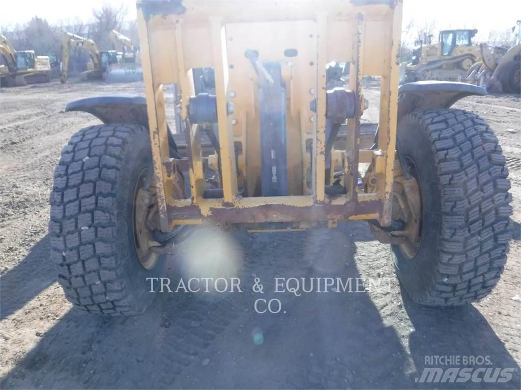John Deere 872GP Grader