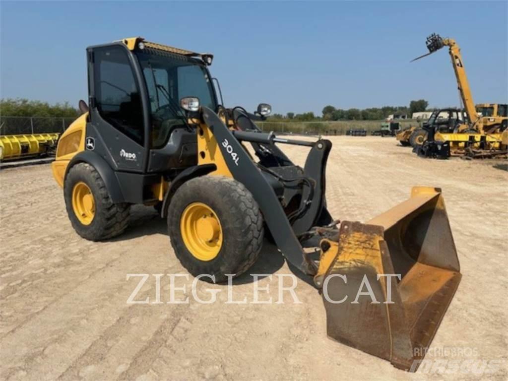 John Deere & CO. 304L Radlader