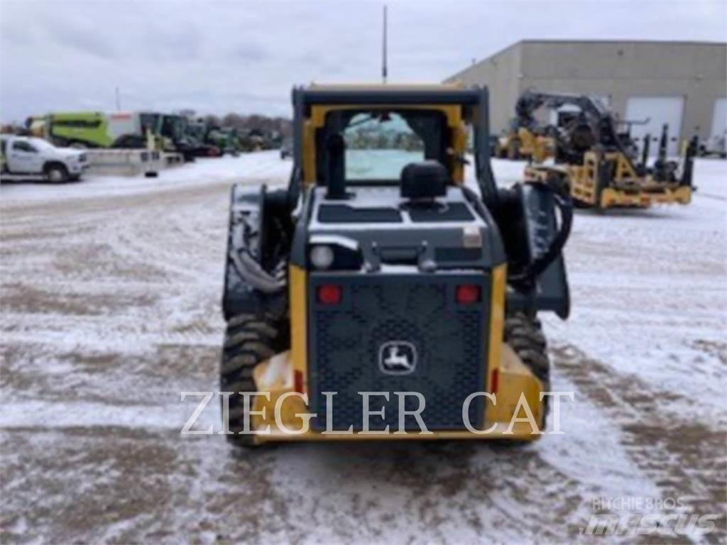 John Deere & CO. 320G Kompaktlader