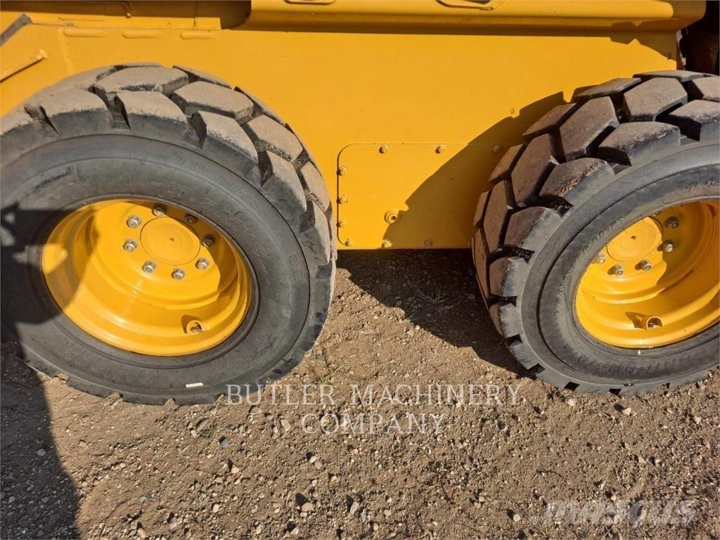 John Deere & CO. 332G Kompaktlader