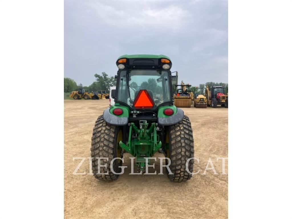 John Deere & CO. 4066R Traktoren