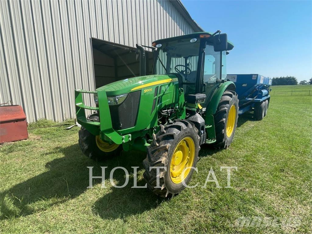 John Deere & CO. 5100E Traktoren