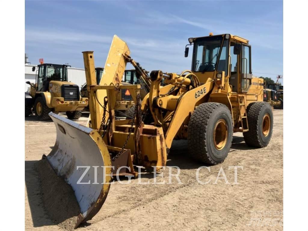 John Deere & CO. 624E Radlader