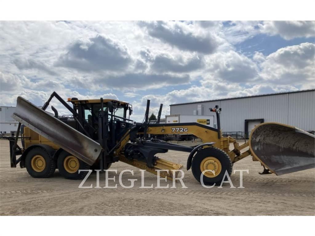 John Deere & CO. 772 G Grader