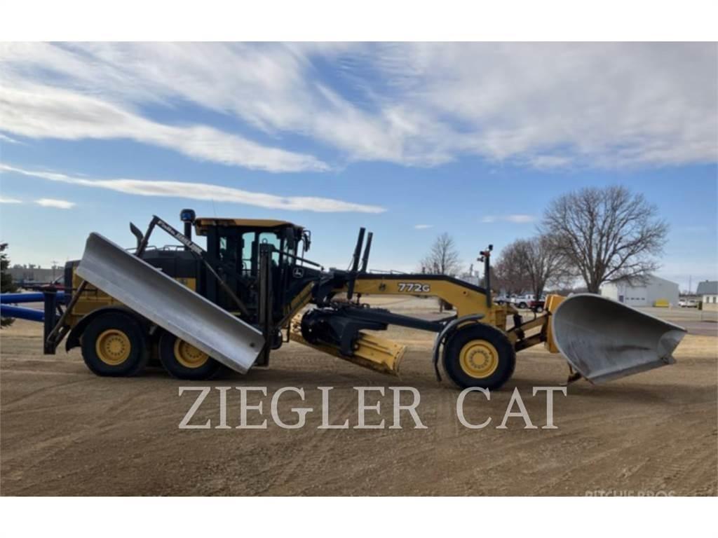 John Deere & CO. 772G_AO Grader