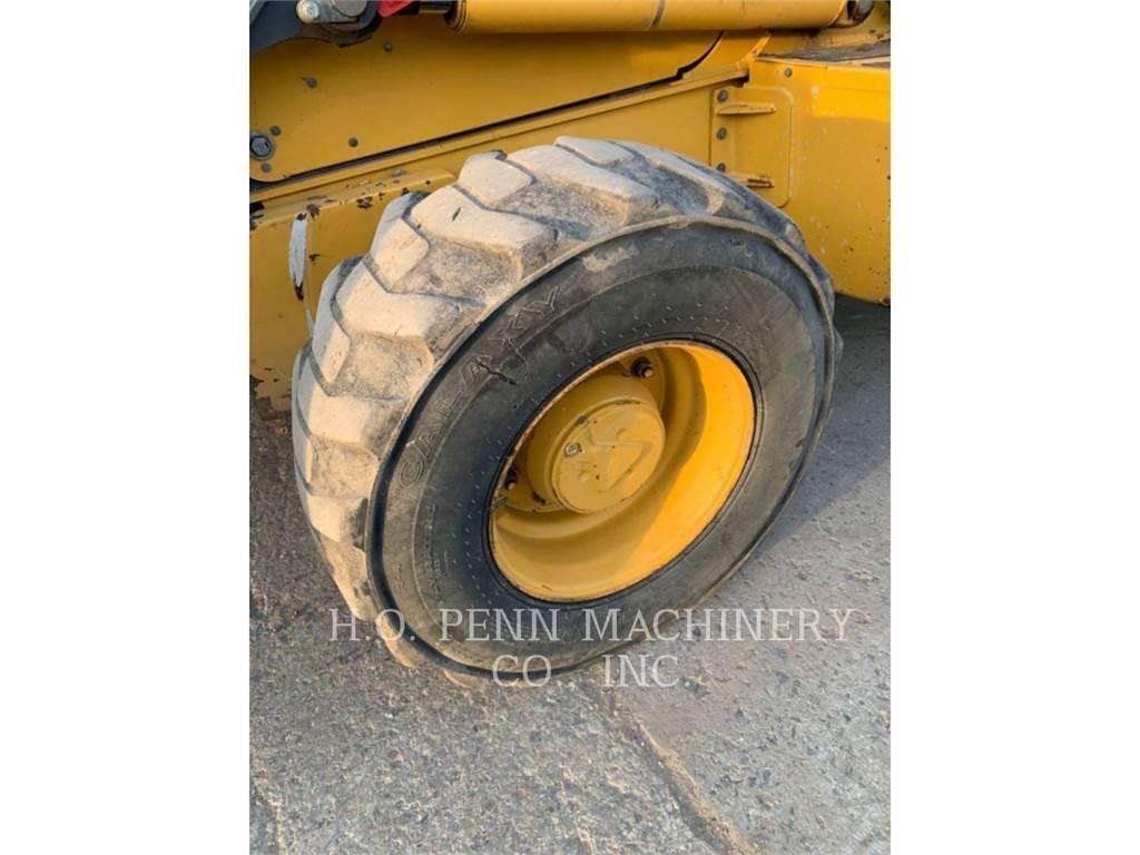 John Deere JD710D Baggerlader