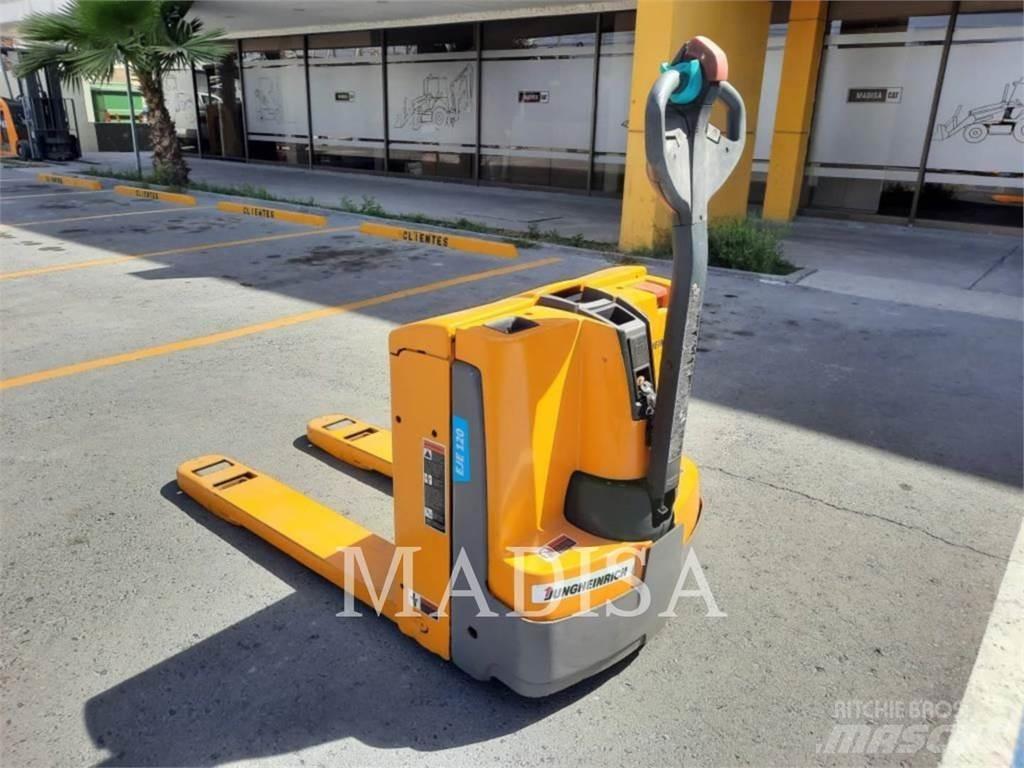 Jungheinrich EJE 120 Elektrostapler