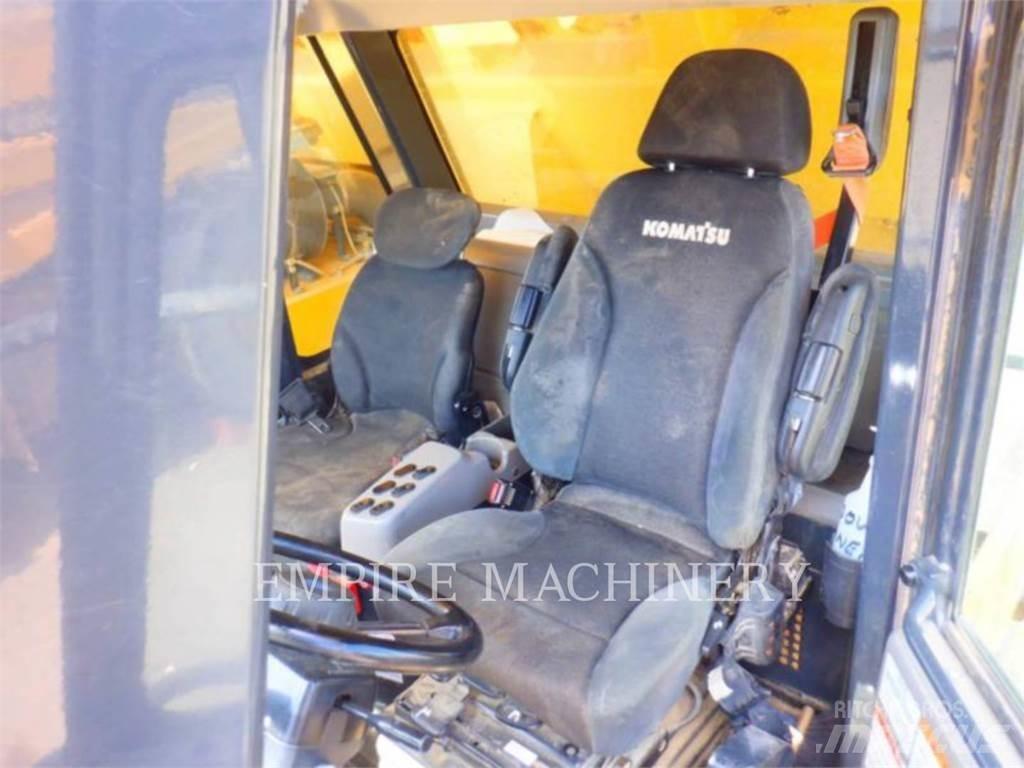 Komatsu HD785-8 Dumper - Knickgelenk