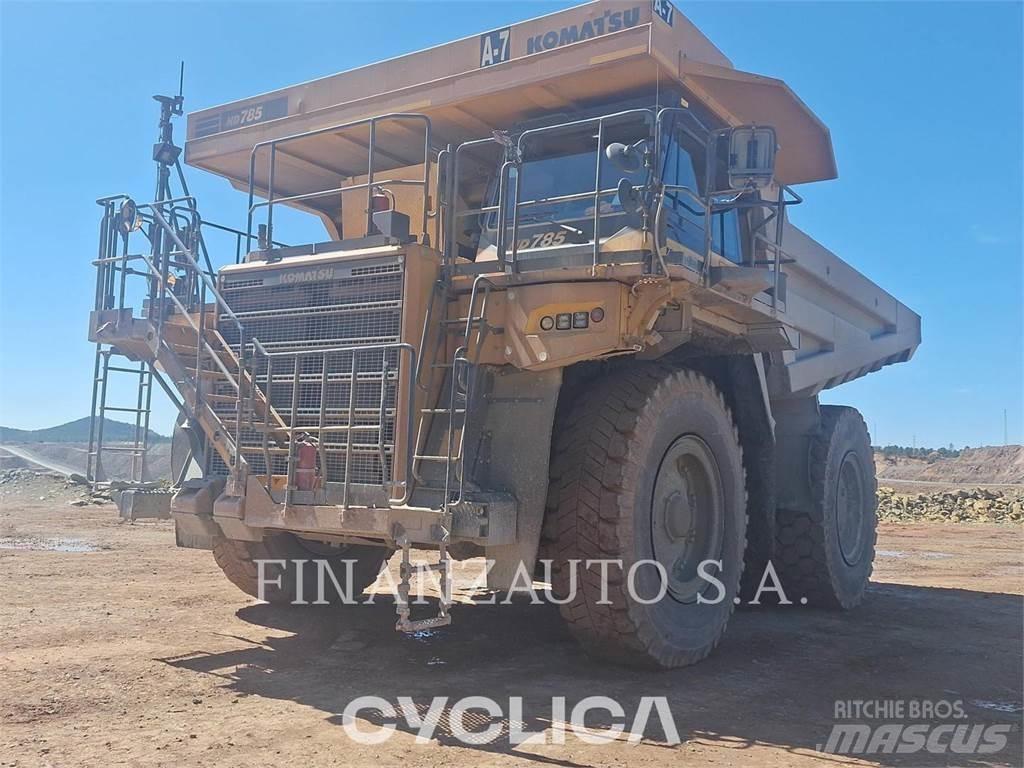 Komatsu HD785-8 Dumper - Knickgelenk