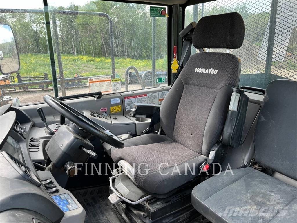 Komatsu HM300-3 Dumper - Knickgelenk