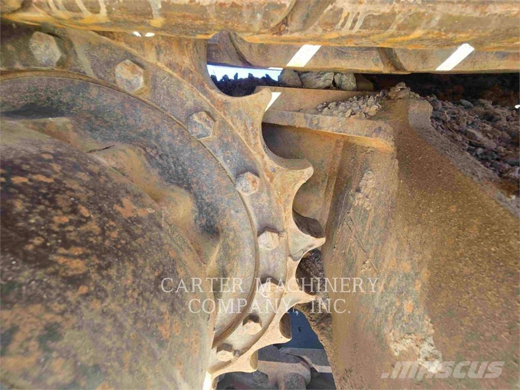 Komatsu PC220LC Raupenbagger