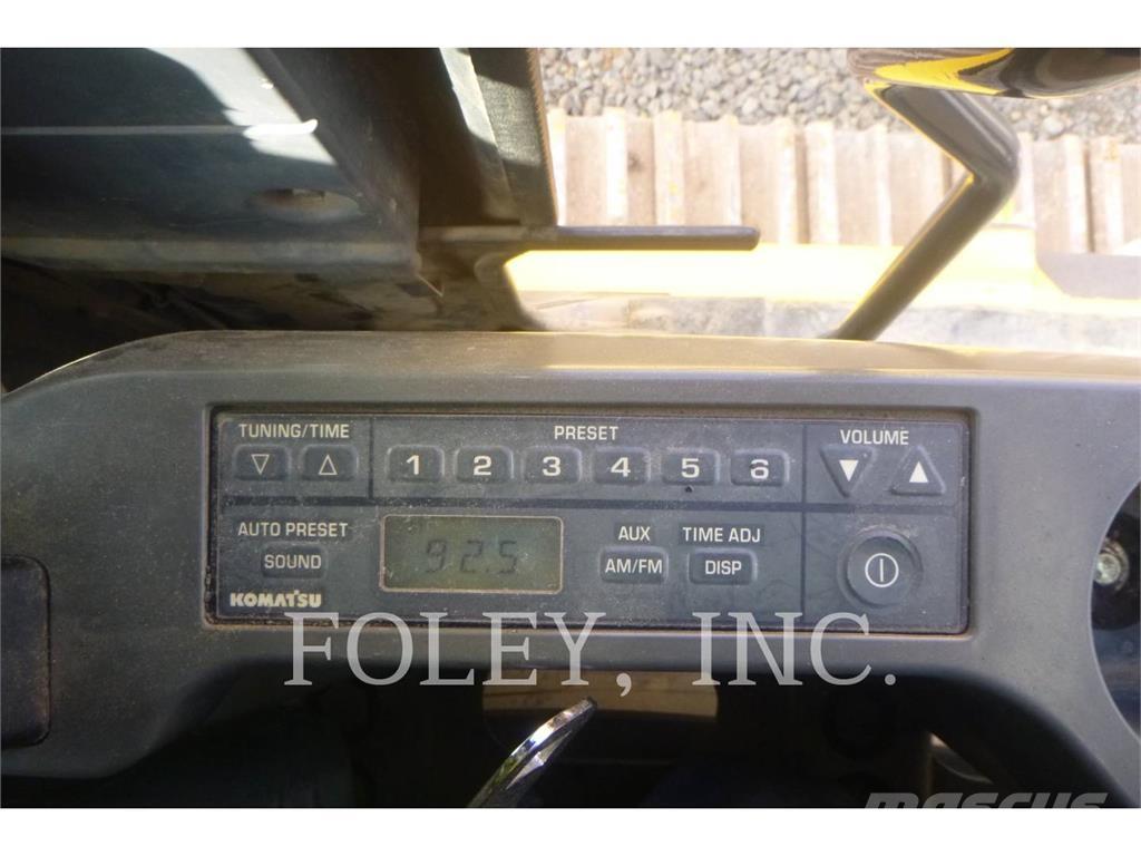 Komatsu PC390LC-10 Raupenbagger