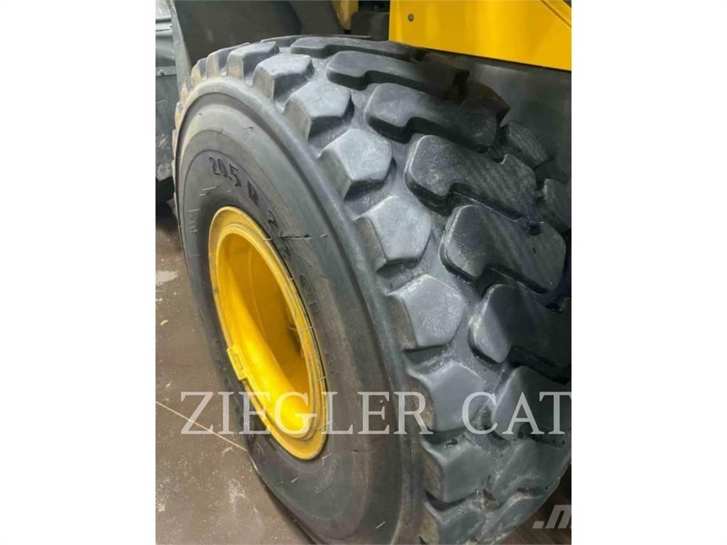 Komatsu WA320 Radlader