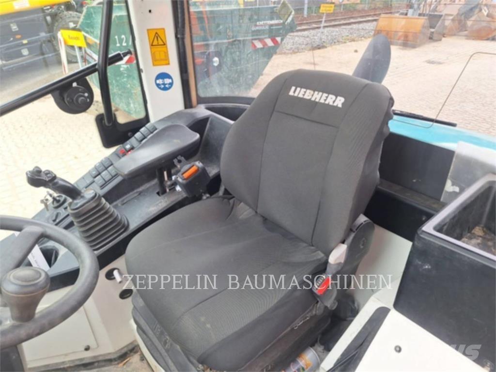 Liebherr L506 Radlader
