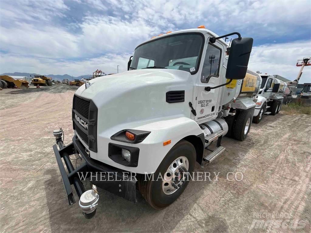 Mack WT2000 A Tankwagen