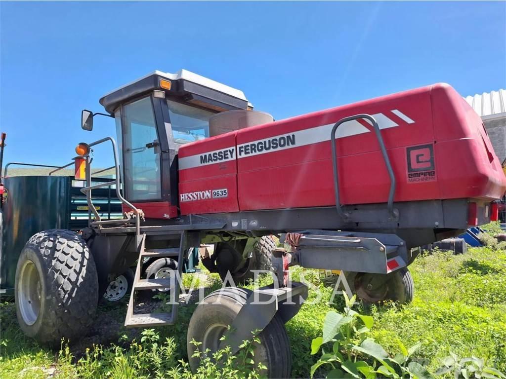 Massey Ferguson 9635 Harvester