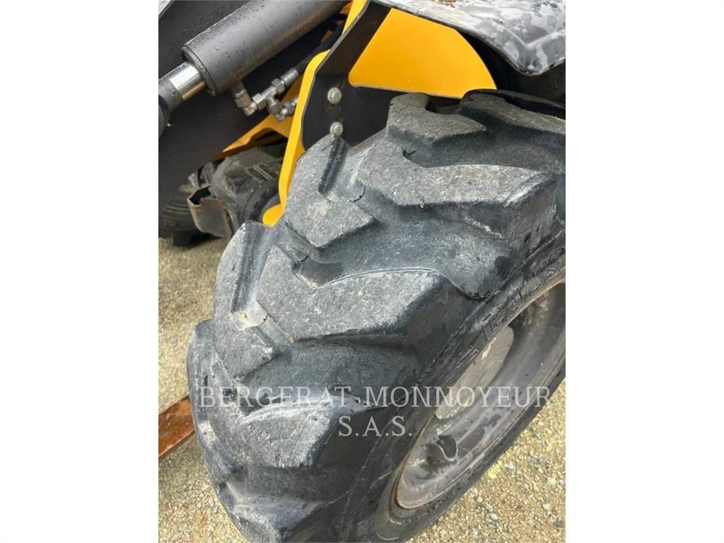 Mecalac AX850 Radlader