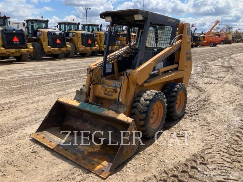 New Holland 1840 Kompaktlader