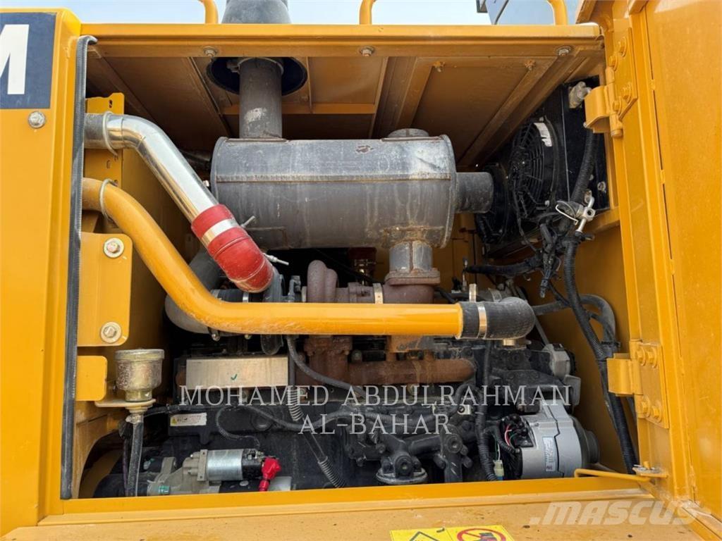 SEM MACHINERY SEM921 Grader