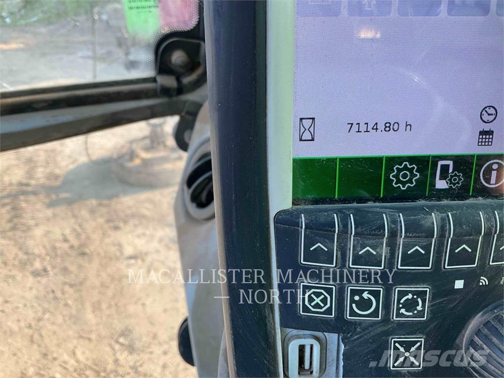 Sennebogen 825E Raupenbagger