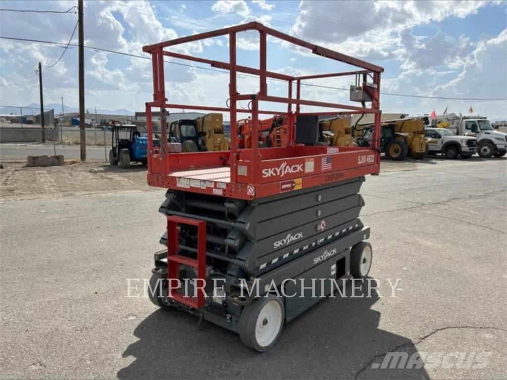 Skyjack 4632 Gelenkteleskoparbeitsbühnen