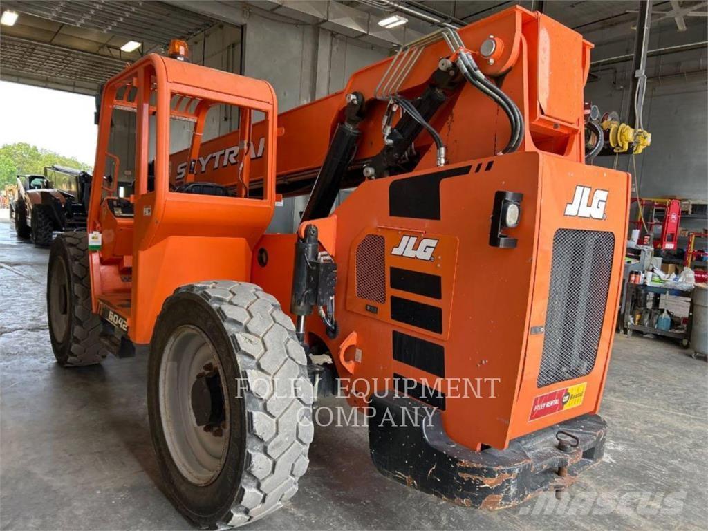 SkyTrak 6042O Teleskoplader