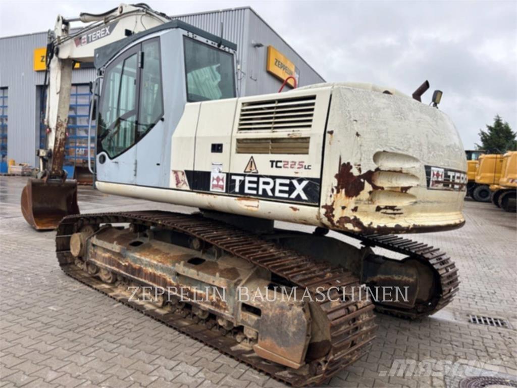Terex TC225LC Raupenbagger
