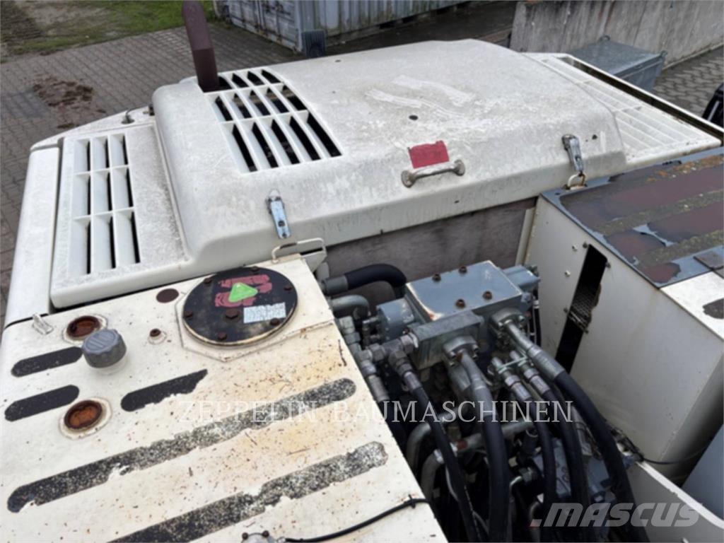 Terex TC225LC Raupenbagger