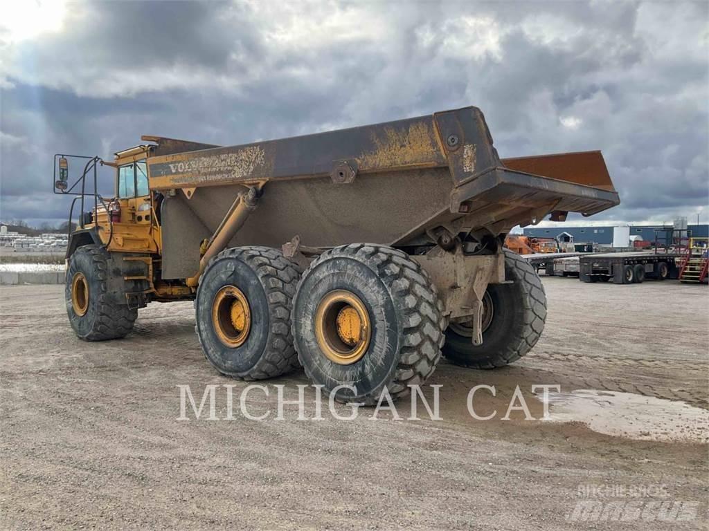 Volvo A40C Dumper - Knickgelenk