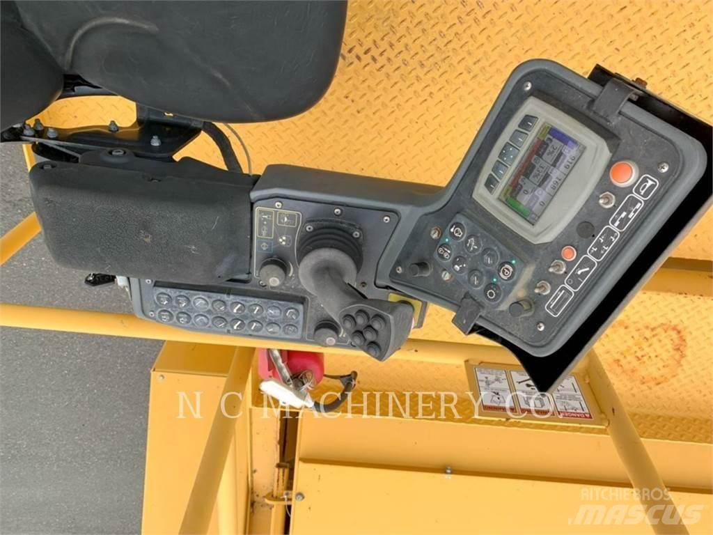 Weiler E1250B Strassenfertiger